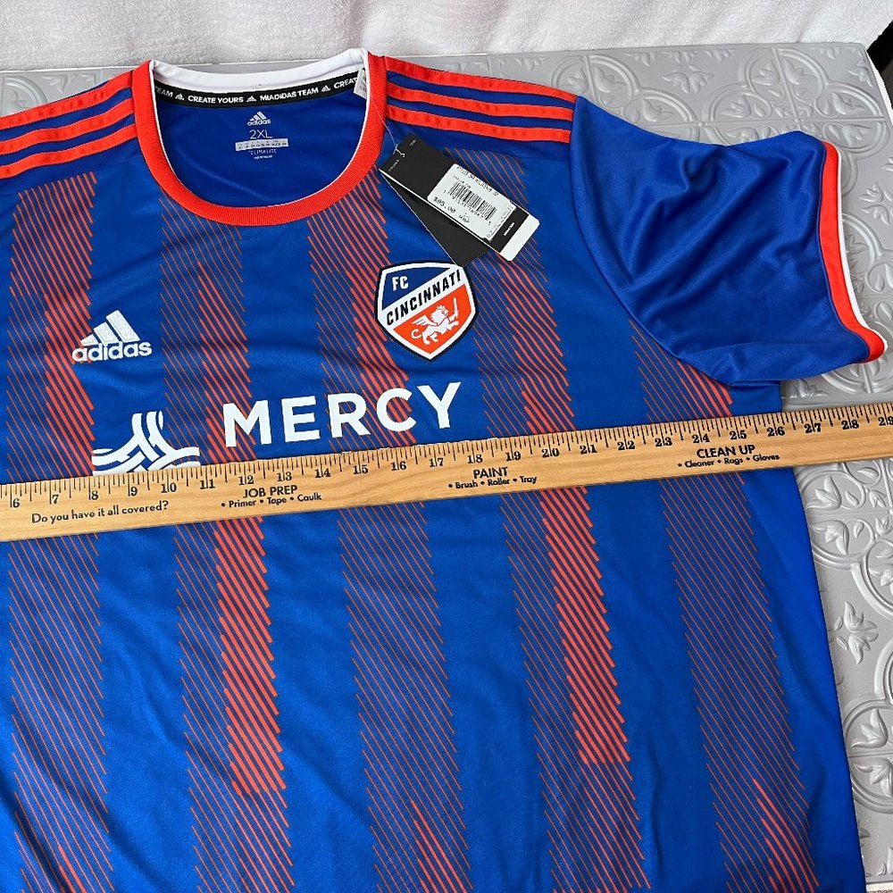Adidas Men's MLS Shirt FC Cincinnati Replica Blue Jersey - Picture 6 of 6